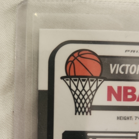 Victor Wembanyama 23-24 Hoops Premium Stock Prizm Rookie Card - Picture 4 of 8